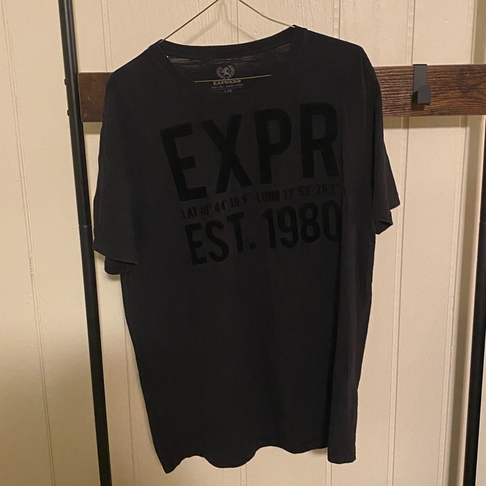 Large, express, black, T-shirt